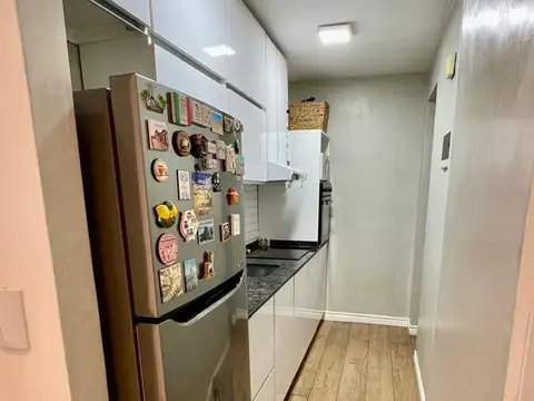 EN VENTA 2 1/2 AMBIENTES AV. CABILDO Y AV. LACROZE