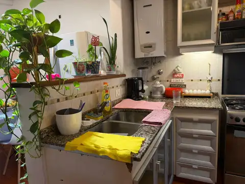 Depto Tipo Casa 5 ambientes con 2 baños