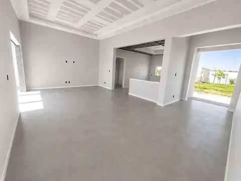 Casa en Venta al Oeste
