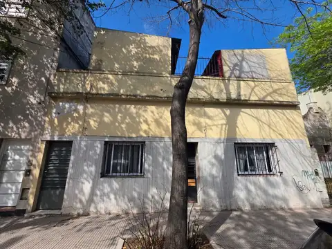Depto Tipo Casa en Venta de 2 ambientes