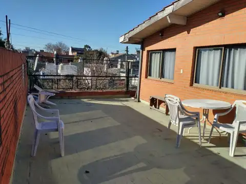Depto Tipo Casa en Venta de 3 dormitorios