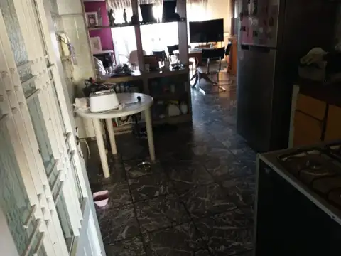 Depto Tipo Casa 4 ambientes con 1 baño