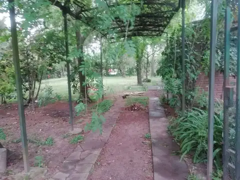 Casa 4 ambientes con 1 baño