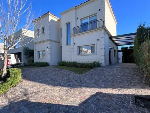 Casa en Venta en Tipas 4 dormitorios, Nordelta 100