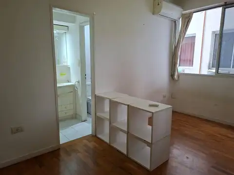 Bartolome Mitre 1700, Piso 2