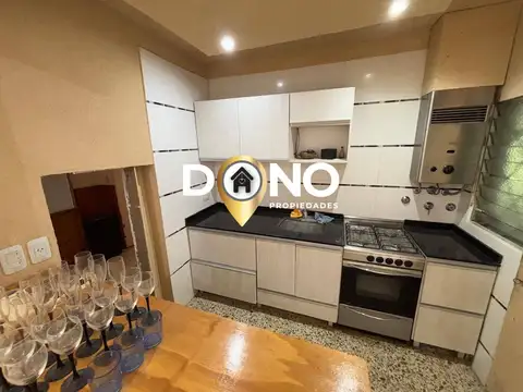 Casa 4 ambientes con 2 baños