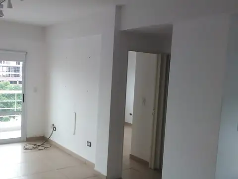 Departamento en Alquiler en Caseros, $ 840.000