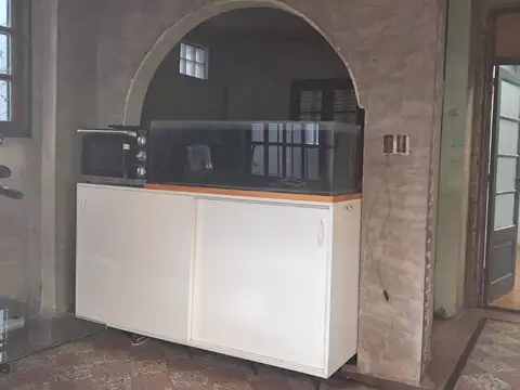 Casa 2 ambientes con 1 baño