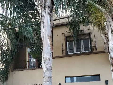 Vendo Casa Ph 4 ambientes