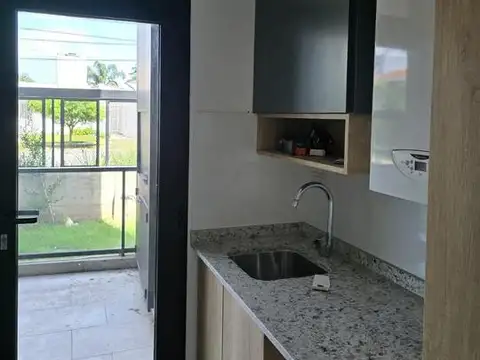 Departamento 4 ambientes con 2 baños