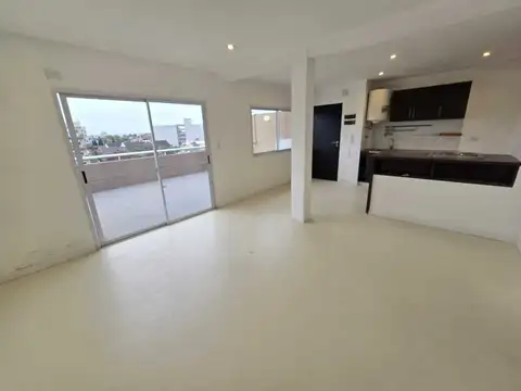 Departamento 2 amb en Venta en Villa Bosch con patio aterrazado