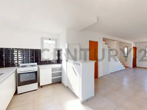 9 entre 504 y 505, M.B.Gonnet. Dúplex en venta en Complejo Cerrado Magnolia