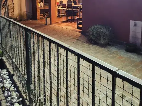 Casa en Venta en Burzaco, USD 115.000