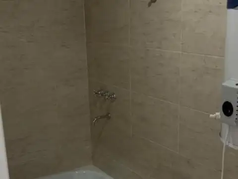 HERMOSO MONOAMBIENTE EN VENTA! 1°H