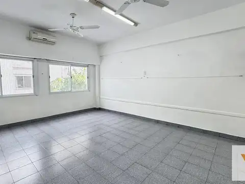 Local Comercial en alquiler - 3 Plantas - Nuñez