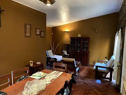 Casa en Alquiler de 4 dormitorios