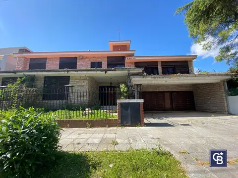 Terreno en Venta 42  mts Fondo