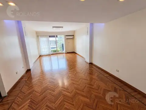 Venta departamento 4 ambientes con dependencia y cochera en Colegiales