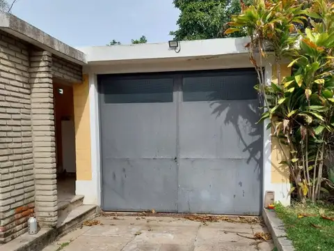 Casa en Venta en Barrio Parque Field, USD 93.000