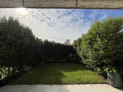 Alquiler - Departamento en Duplex  en PB 3 Dormitorios con Jardin en Hanami Park Nordelta
