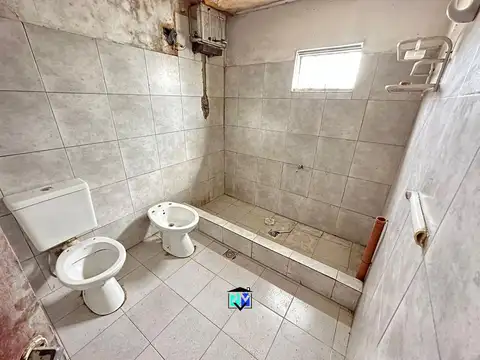 Casa 4 ambientes con 1 baño