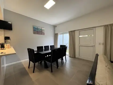 Casa en venta en Oliveros | 3 dormitorios | Pisicina | Quincho
