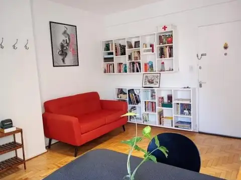 San TELMO  CHACABUCO 400 2 AMB HERMOSO LUZ Y DOL