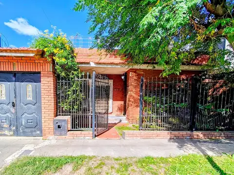 Casa en Venta en Villa Luzuriaga, Partido de La Matanza