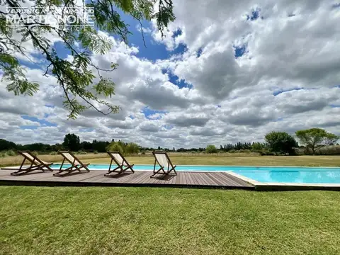 Muy linda casa con muebles y pileta, Club de Campo La Ranita
