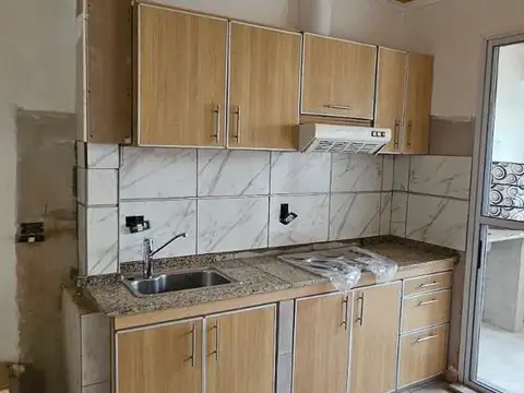 Departamento en Alquiler en Villa Ballester, $ 920.000