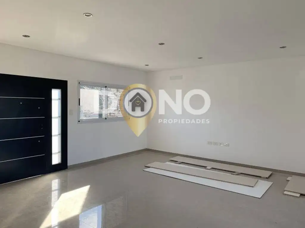 Casa en Venta con cochera