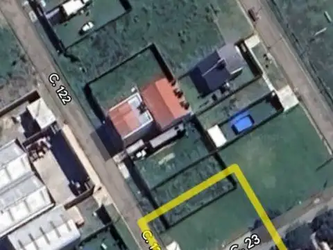 Calle 23 esquina 122 100