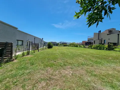 Terreno en Venta en Zelaya, USD 49.000