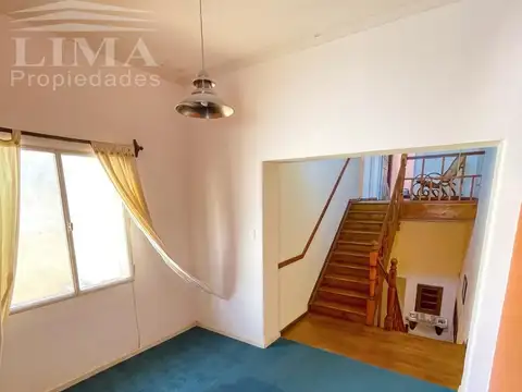 Casa en Venta con 1 cochera