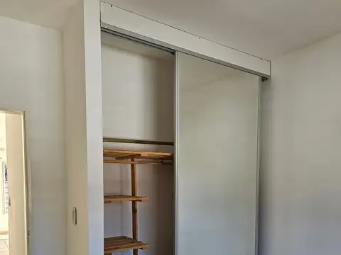 Alquiler Departamento de 2 ambientes en Bella Vista con cochera