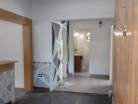 Depto Tipo Casa en Alquiler en Ramos Mejia, $ 800.000