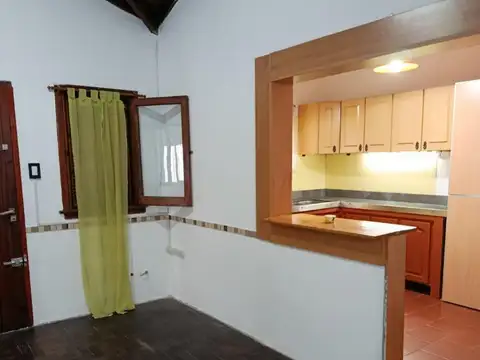 Depto Tipo Casa en Alquiler de 3 dormitorios