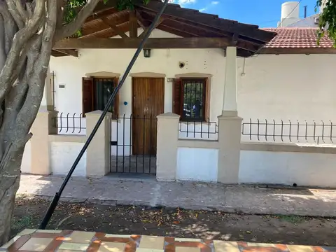 Ph de 4 amb c/espacio guarda auto (Ancaste 1000-Ramos Mejía)