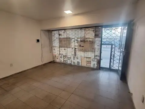 Local en Alquiler 56 años