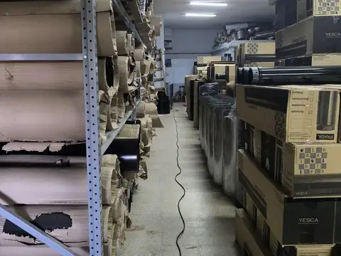 Galpon en Venta 30  mts Fondo