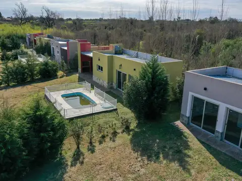 Venta Loft de 89.62 m² con pileta, quincho y cochera en Colón Entre Ríos