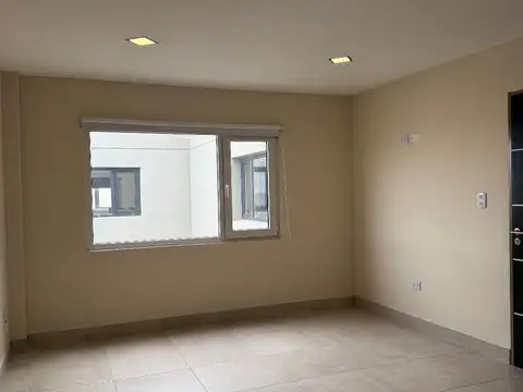 LASERRE 200, Piso 7