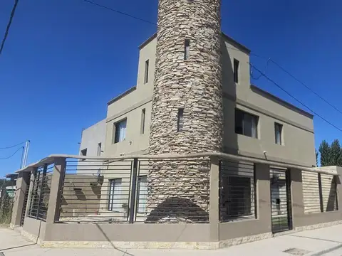 Casa Gerencial 3 dormitorios y estudio