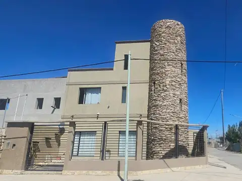 Casa Gerencial 3 dormitorios Plottier