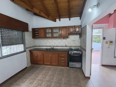 Belgrano 1500, Piso 1