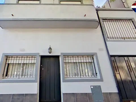 VENTA DE CASA EN MONTE CASTRO 5 AMBIENTES