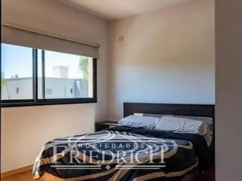 Casa en Haras Maria Victoria, Lote Central.