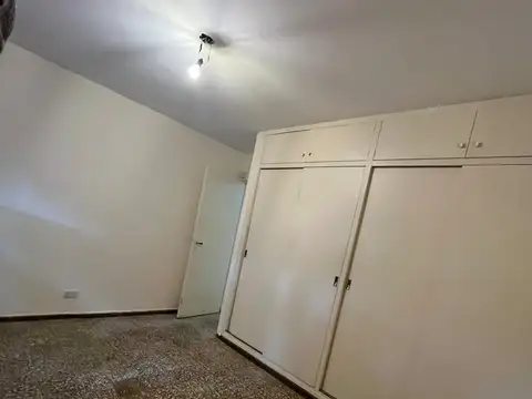 Venta CASA 4ta. Oeste 3 hab. 3 cocher. y jardín.