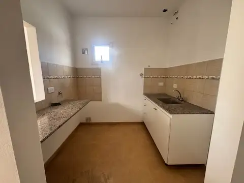 Depto Tipo Casa 3 ambientes con 1 baño