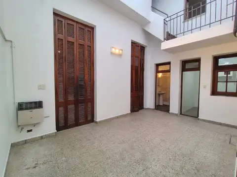 Depto Tipo Casa en Alquiler en Parque Chacabuco, $ 1.200.000